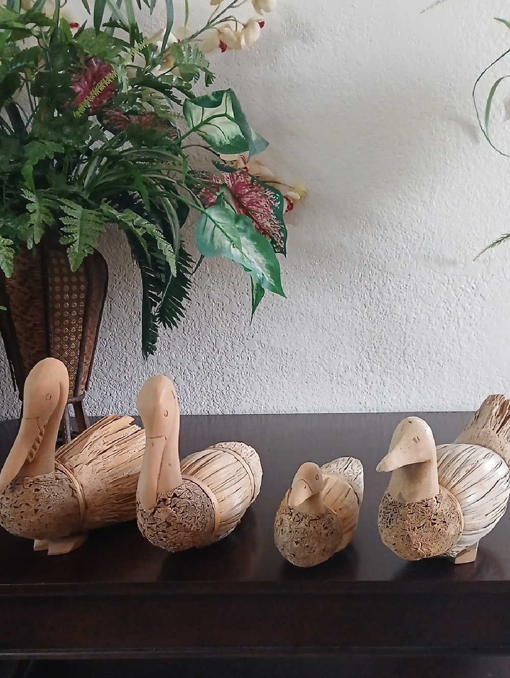 Handcrafted Natural Wood Duck Figurine Set - Neutral Tones